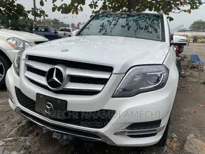 Mercedes-Benz GLK-Class Base GLK 350 4dr 4x2 (3.5L 6cyl 7A) 2015 White