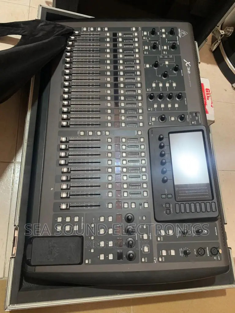Behringer Digital Mixer X32