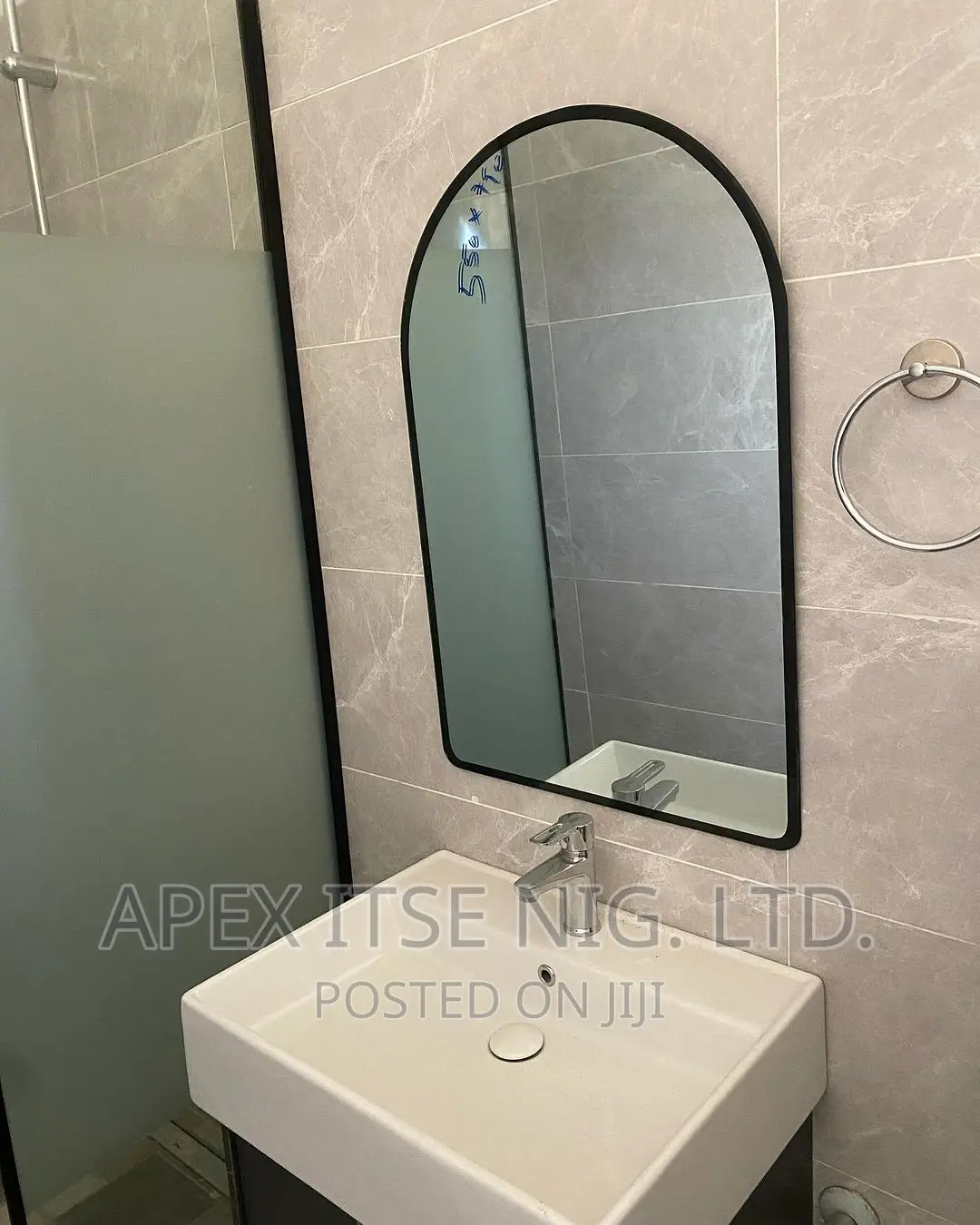 Bathroom Wall Mirror With Black Edge