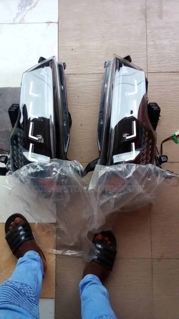 Head Lamp 4runner 2019