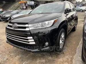 Toyota Highlander 2015 Black
