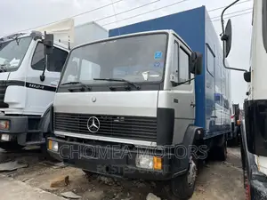 Mercedes Benz
