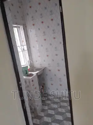 Photo - Furnished 1bdrm Apartment in Federal Estate, Igbogbo for rent