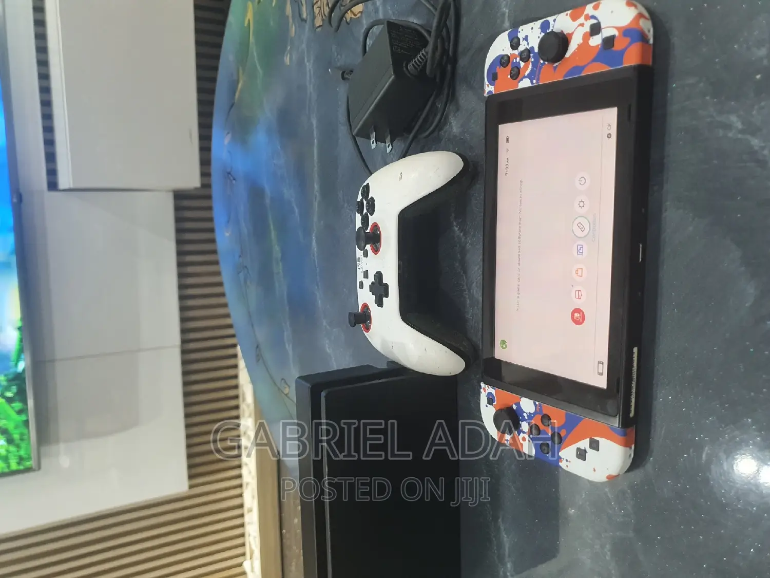 Nintendo Switch With 1 Controller