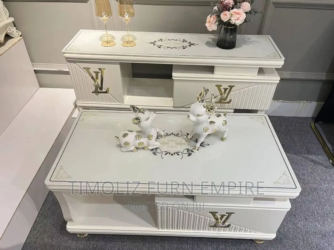 Classic Centre Table With TV Stand