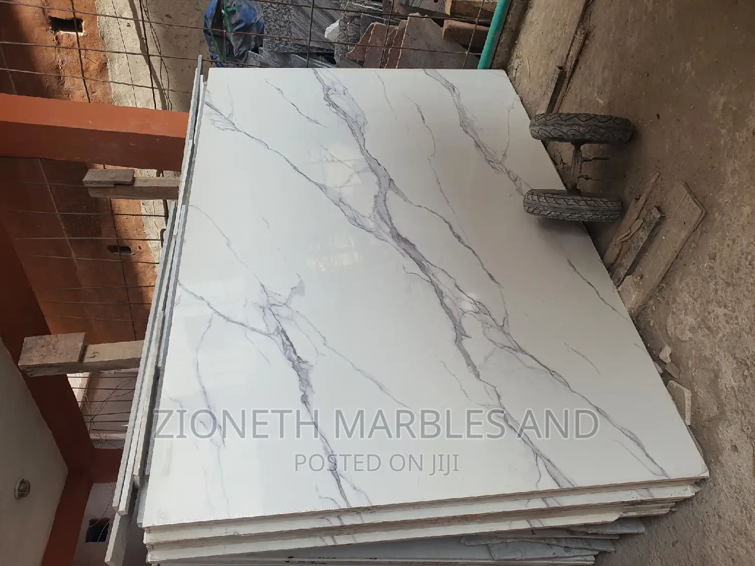 Italian Maroon White Quartz Marble Slab