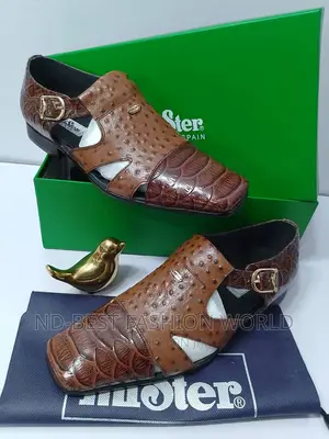 Pure Leather Mister