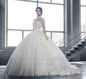 Luxurious Beautiful Wedding Gown Complete Set