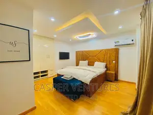 Lightning and Flashy 3-Bed Apartment