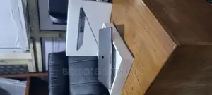 Laptop Apple MacBook Pro 2020 16GB Intel Core I7 SSD 512GB