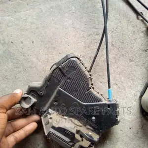 Toyota Venza Door Catcher Front Right 2014 Model