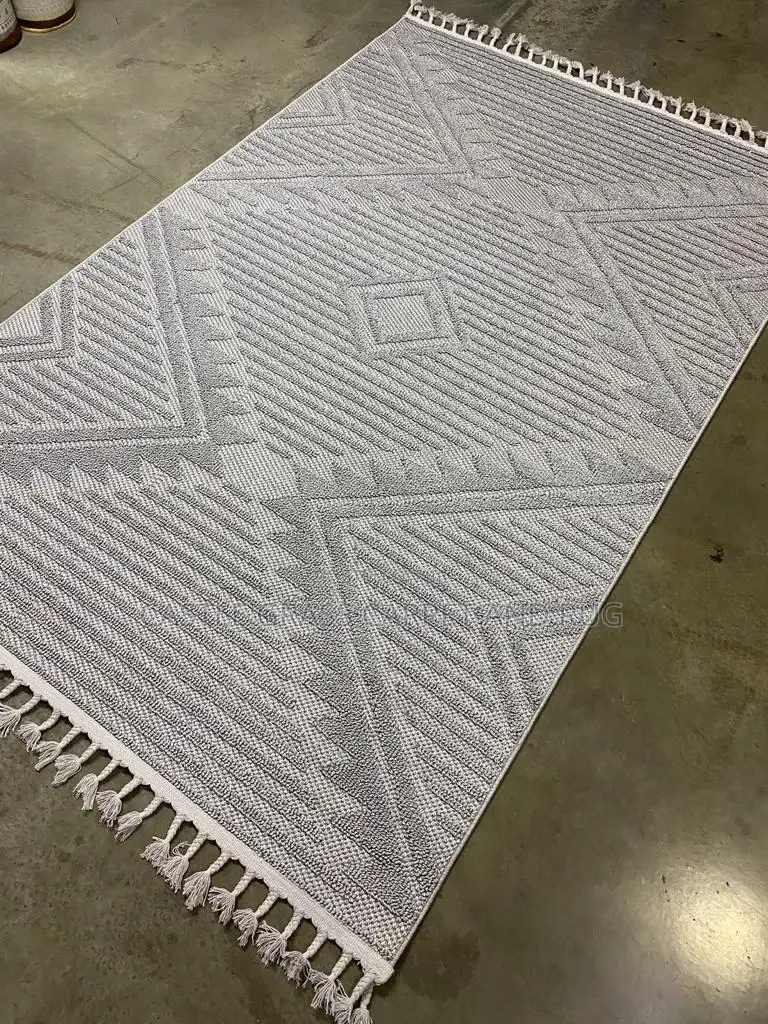Quality Turkish Center Rugs Available in 5by7