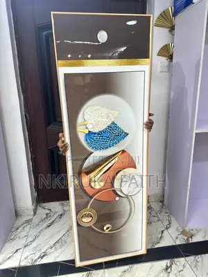 Lond Acrylic Wall Frame