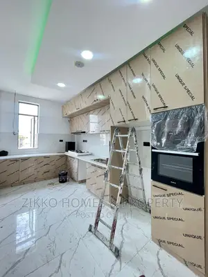 1bdrm Apartment in Lekki for sale