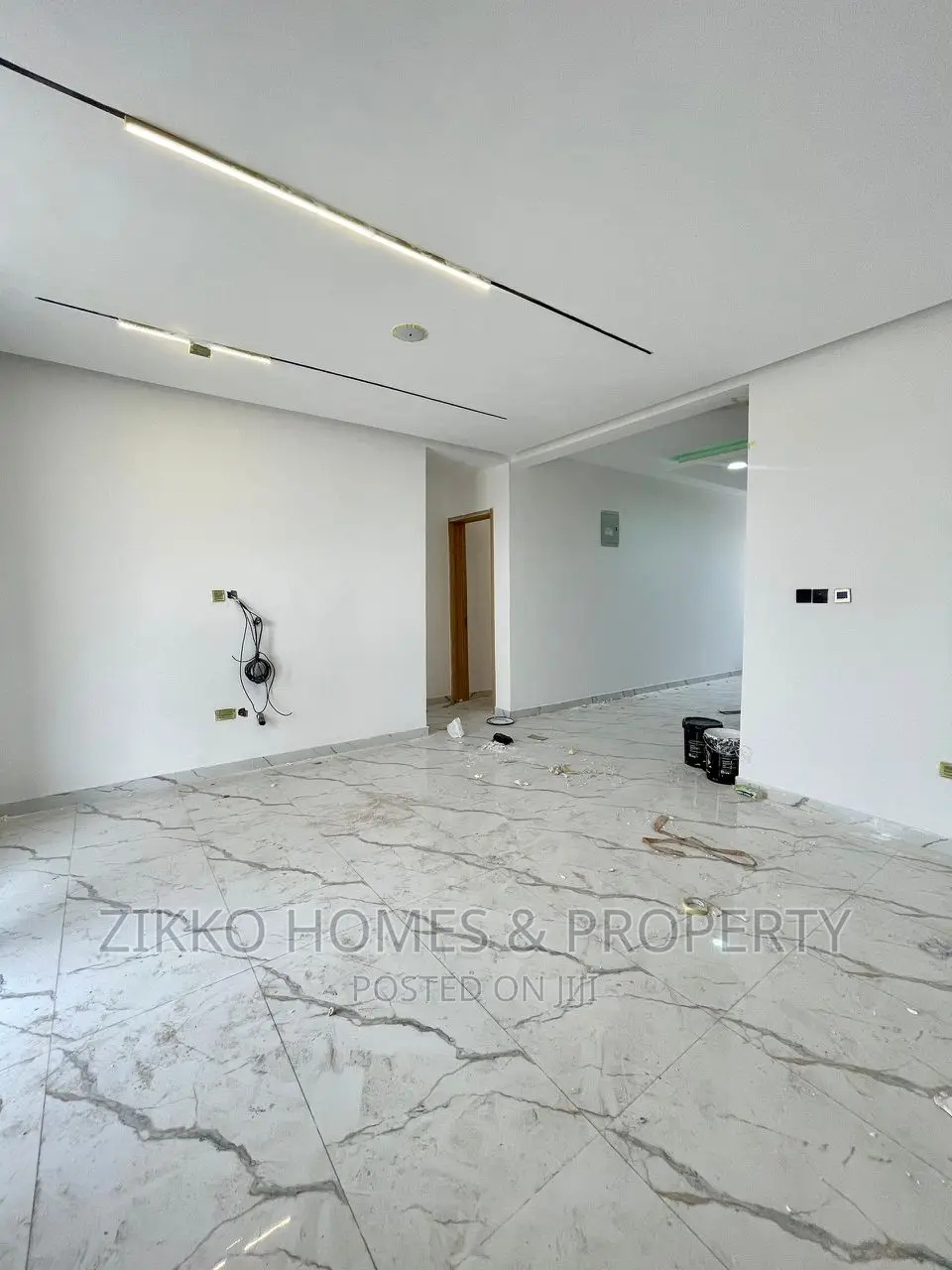 1bdrm Apartment in Lekki for sale