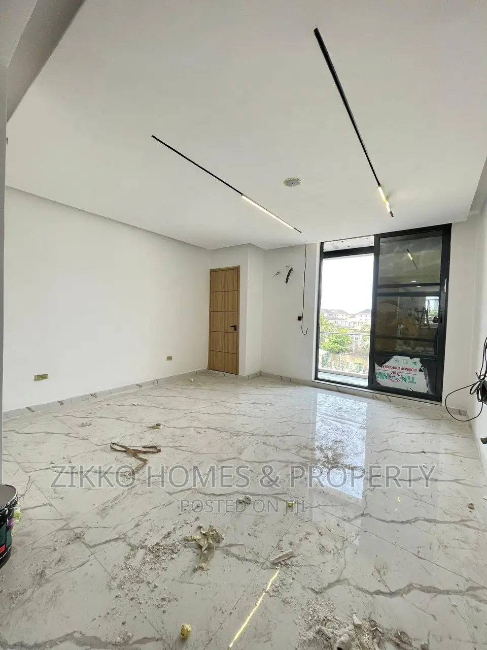 1bdrm Apartment in Lekki for sale