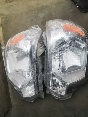 Set Toyota Headlight Tacoma 2012