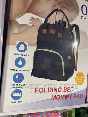 Nursing Mommy Bag With Folding Bed