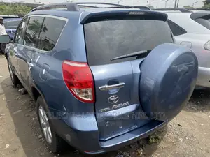 Toyota RAV4 Limited 2008 Blue