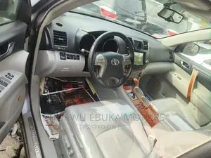Toyota Highlander Limited 2010 Gray