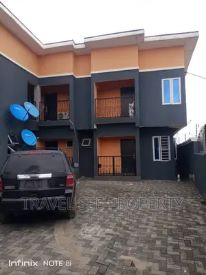 1bdrm Block of Flats in Parapo Road Awoyaya for rent