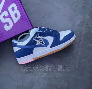 BEST Quality NIKE SB Luxury Sneakers
