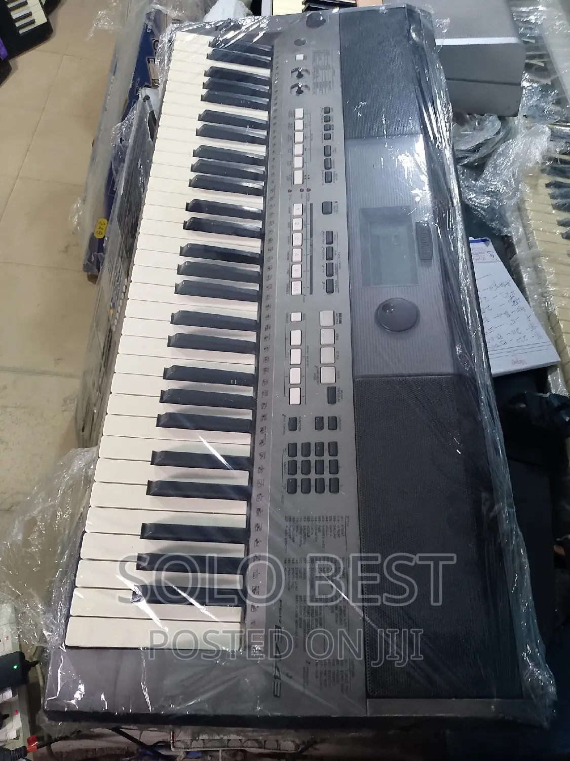 PSR E 443 Keyboard