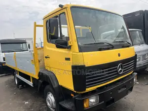 Mercedes-Benz 814 Bucket