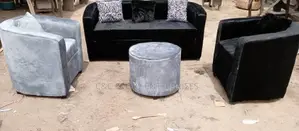 Bucket Chair (5 Seaters With Pillows+ Ottoman )