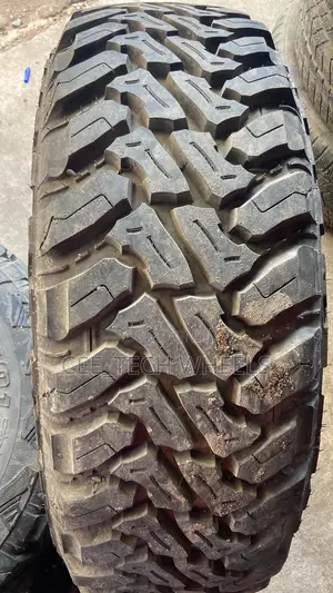 35x12.50r18lt