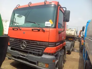 Mercedes Autors 10tyres