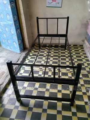 Single Metal Bed for Family Use 3 by 6 Feet