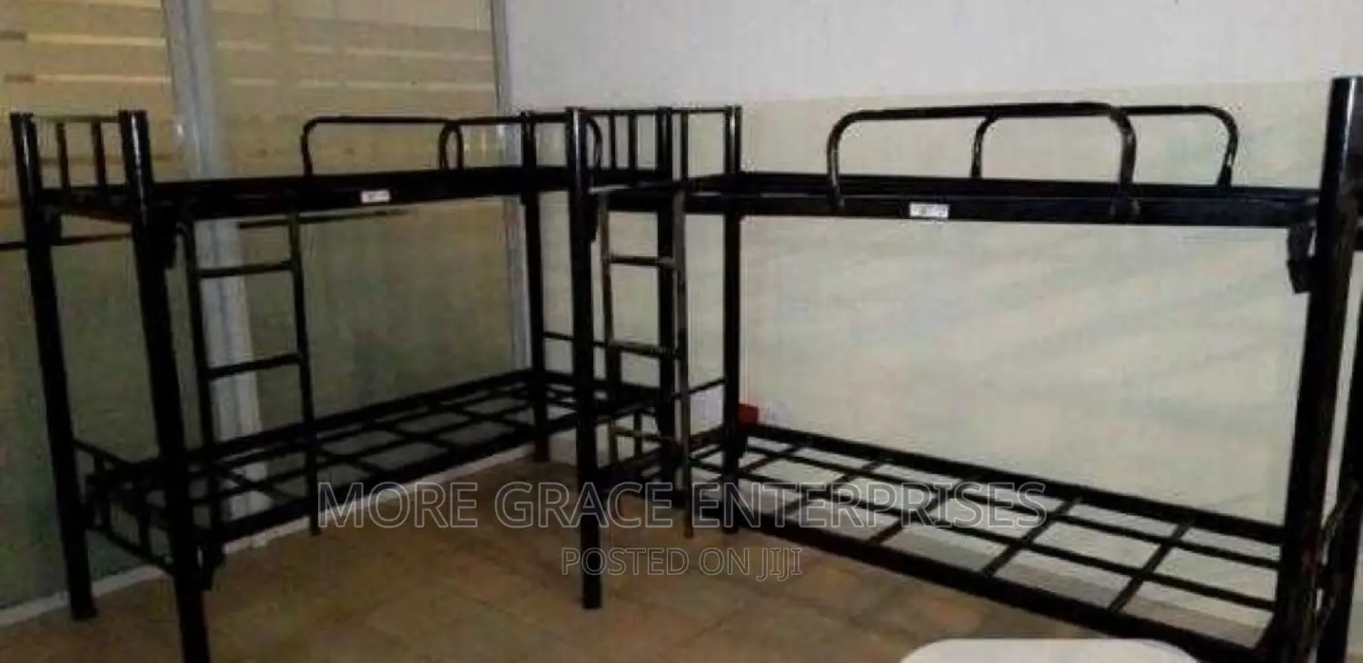 Detachable Double Bunk Bed for Student's Hostels 2.5*6ft.
