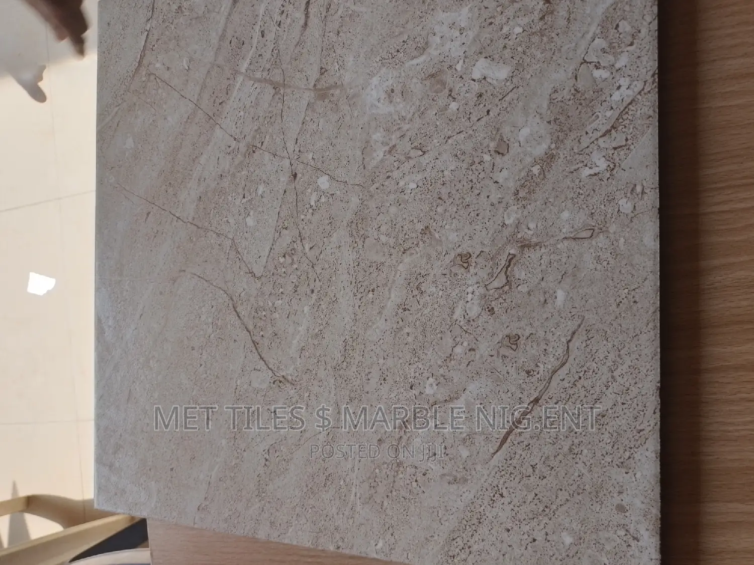 Good Flooring Tiles 40x40 for Use Beautification