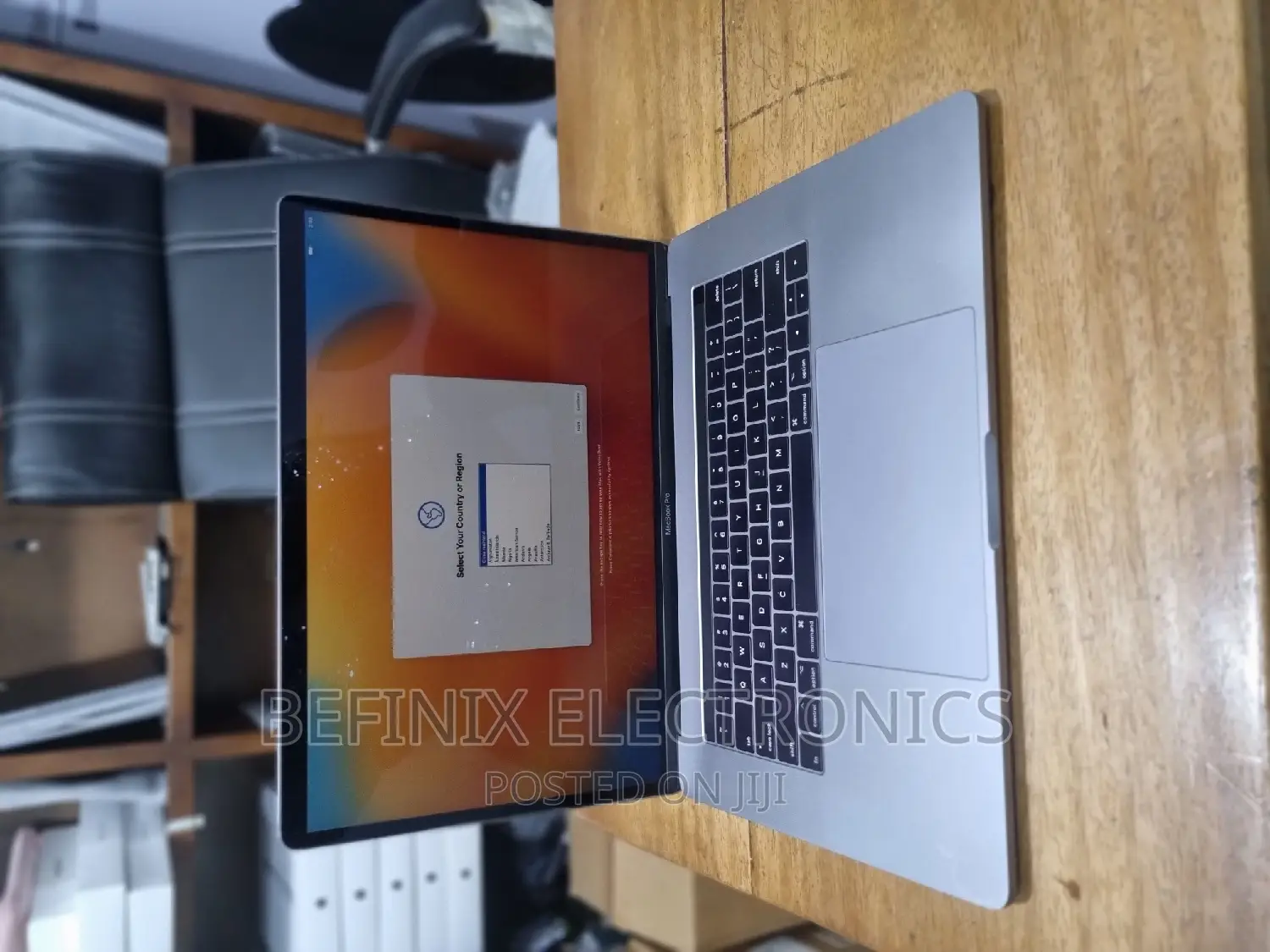 Laptop Apple MacBook Pro 2018 16GB Intel Core I7 SSD 512GB