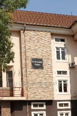 For Sale 3 Storey Building Plaza in Enugu