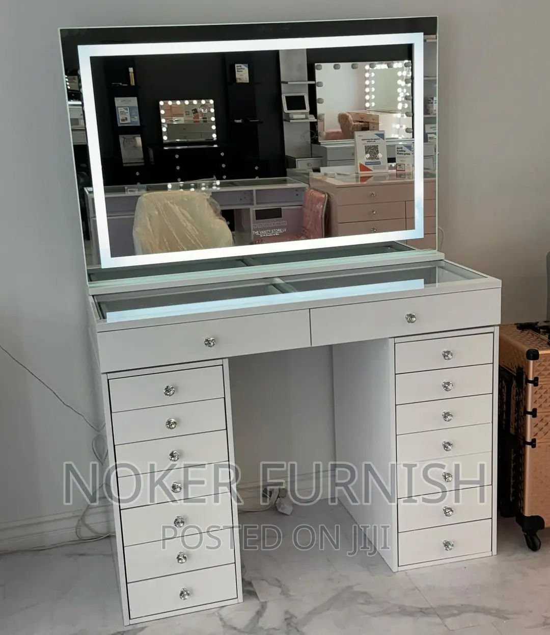 Vanity Mirror Make Up Dresser
