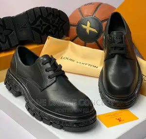 Men Thick-Sole Lace Up Men Shoe LV