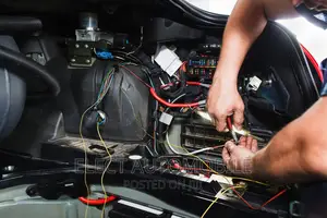 Land Rover Range Rover Electrical Technician (Rewire)