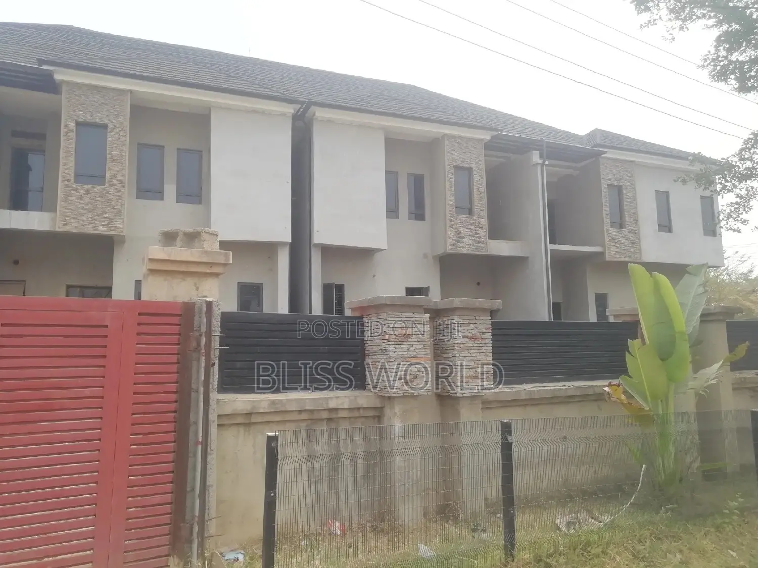 4bdrm Townhouse / Terrace in Jahi for rent
