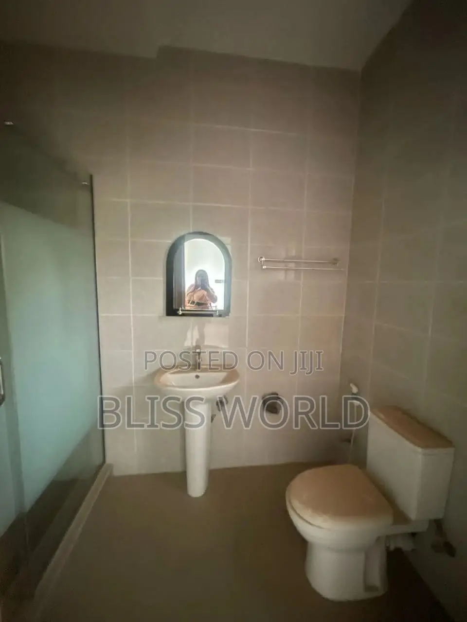 4bdrm Townhouse / Terrace in Jahi for rent