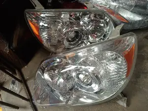 Headlamp Toyota 4runner 2006 Model