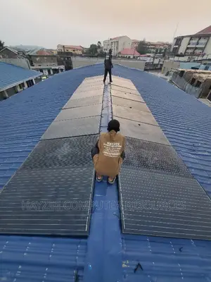 Installation of 7.5kva Hybrid Inverter With 5000wats Solar