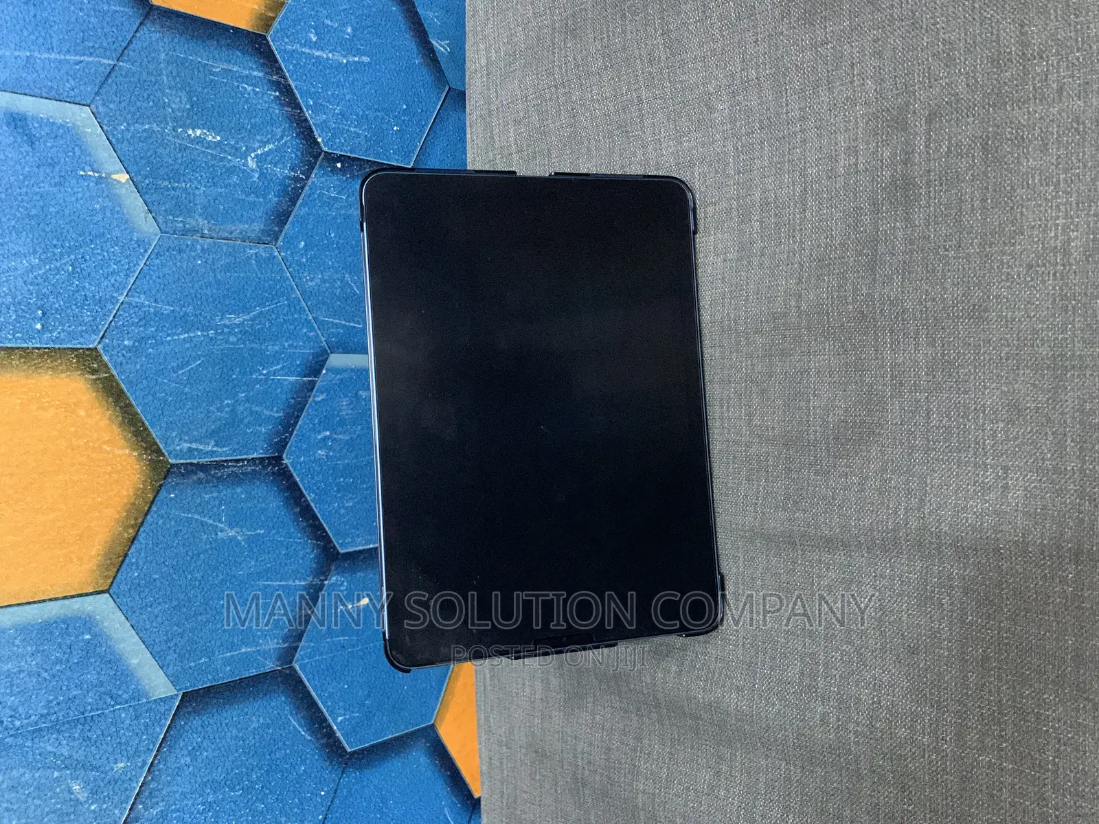 Apple iPad Air (2022) 64 GB Blue
