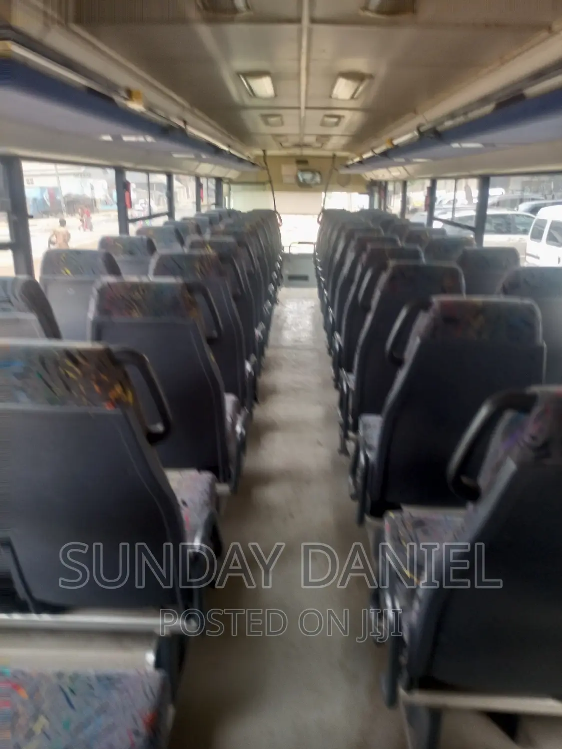 Bus 2015 White