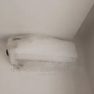 Dm AC Installation Man