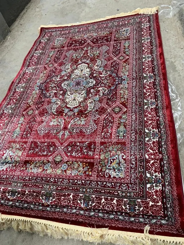 7by10 Feets Best Quality Turkish Centre Rug