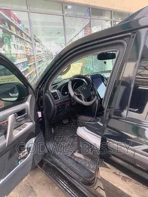 Armored (Bulletproof) Landcruiser Available for Hire