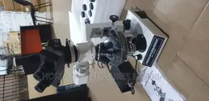Trinocular Ore Polalarize Microscope