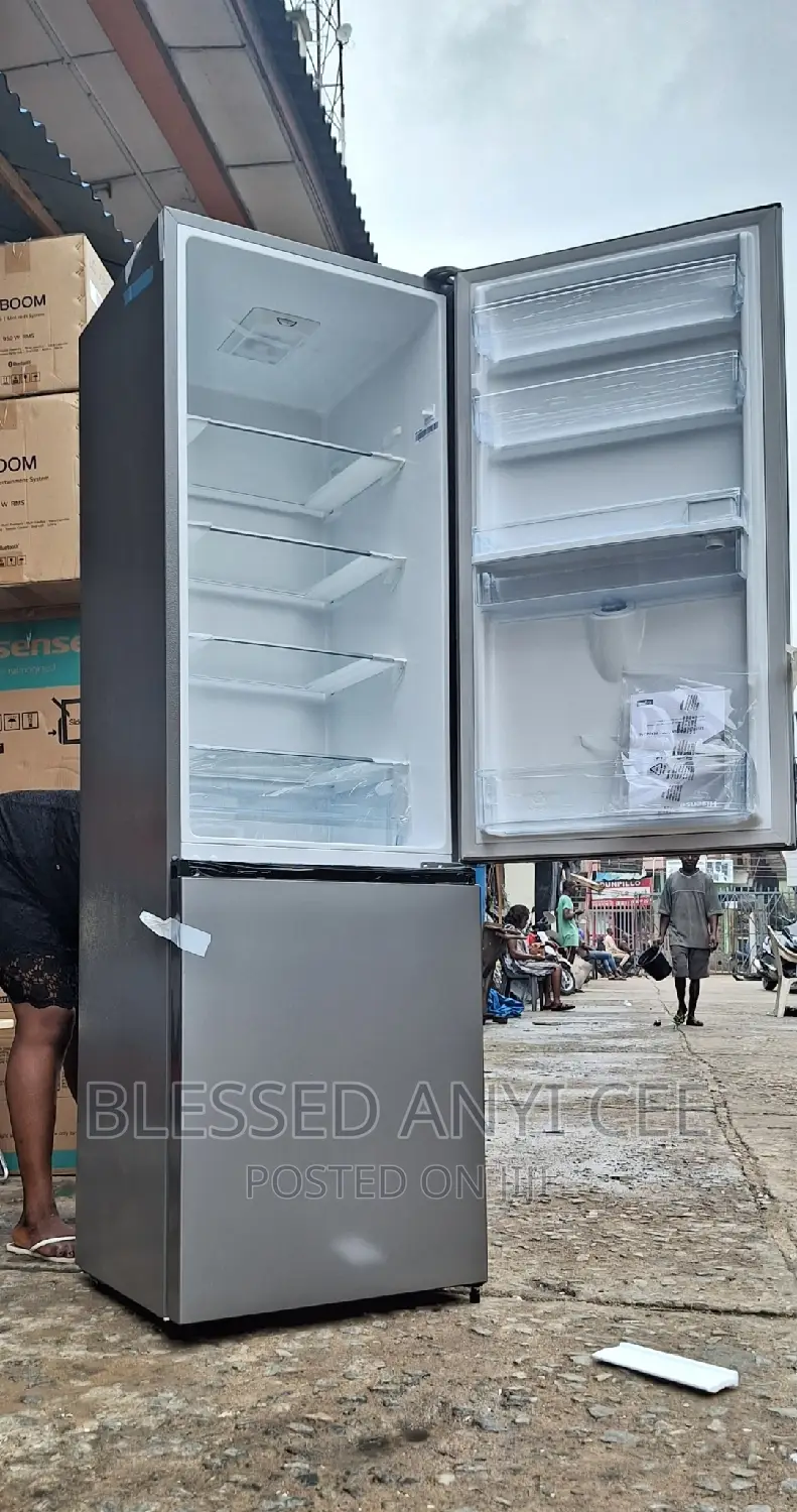 Hisense Bottom Freezer 268l Double Door +Dispenser